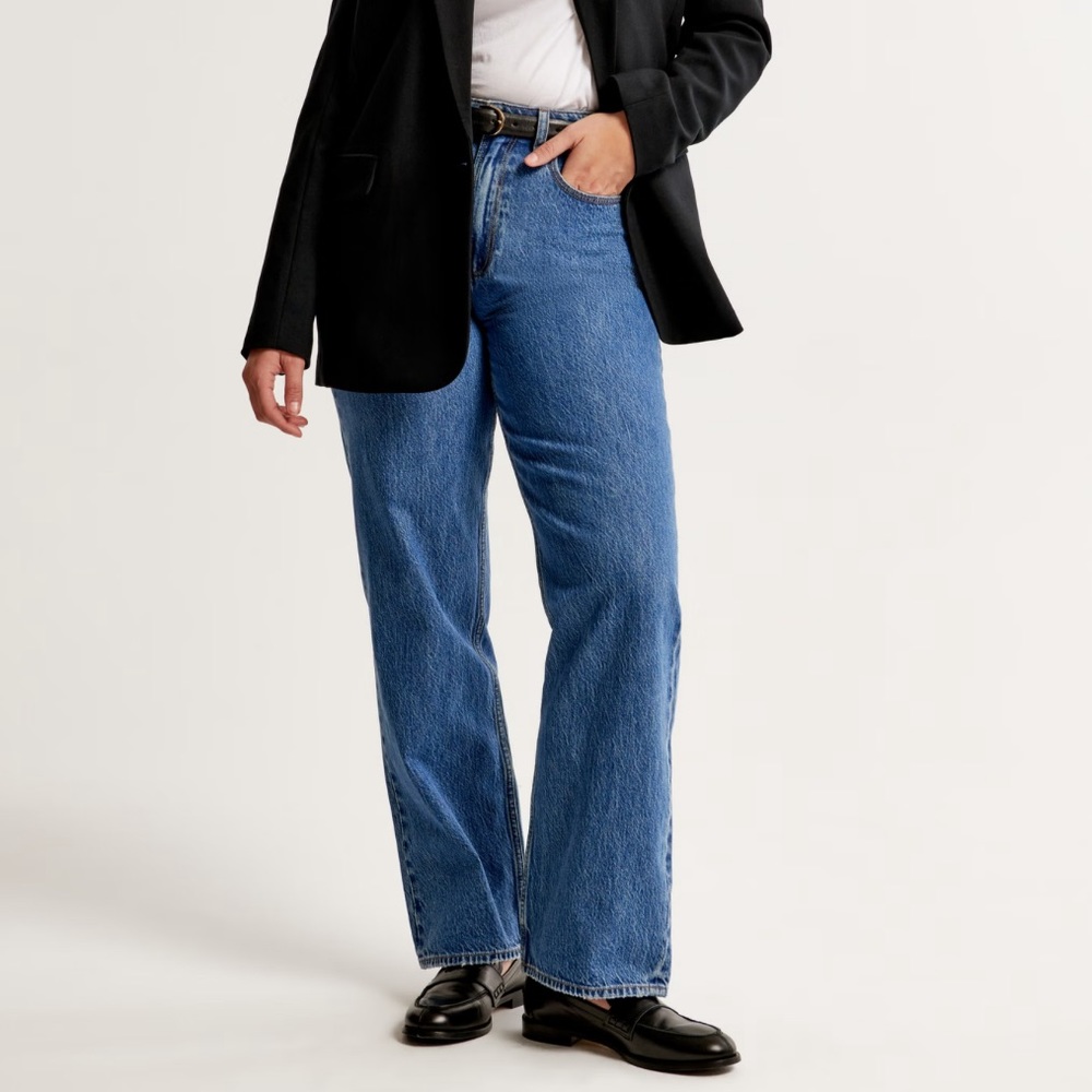 Abercrombie Curve Love Loose High Rise Jeans